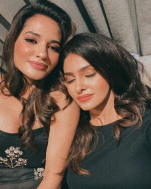 Manasa Varanasi Instagram - Happy Birthday to this kind, fun-loving, angelic woman 🍰 2 years ago destiny made us meet as sisters, contenders and house buddies. Since then we’ve shared a tight friendship that has blossomed through every new conversation, outdoor expedition, kitchen recipe and wardrobe swap.

@manika_sheokand May you set new milestones and reach new heights!! Wishing you the finest year full of everything you love ♥️