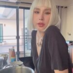 Manaswee Krittanookul Instagram - สุกี้ที่บ้าน 🥘🫕