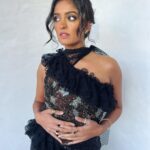 Mandeep Dhillon Instagram - I’m hungover 👍🏽 Styled by - @itsamandalim Makeup by - @lilly_keys Dress - @rodarte Heels - @ysl Bag - @simitri.shop @criticschoice #CCACelebrations #CelebrateAAPICinema
