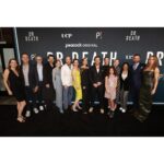Mandy Moore Instagram - #DrDeath premiere with the incredible cast and crew who made it all possible. Can’t wait for it to be out in the world next week. 12/21 on @peacock.