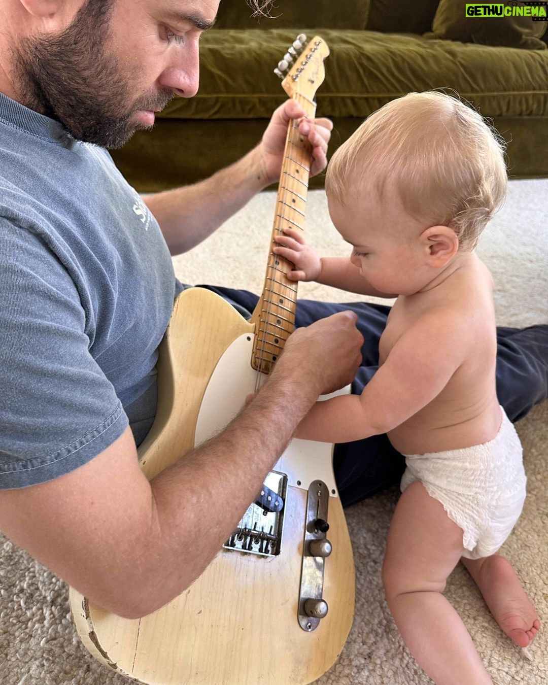 Mandy Moore Instagram - Our sweet Ozzie is 1. How?!! I honestly can’t remember a moment before this beautiful beaming ball of pure love was in our lives. The days are long but the years are short is an adage that is proving SO relevant and real, as time oscillates between some strange hyper speed and slow motion. The happiest, smiliest guy who NEVER complains except to let us know if his food isn’t available fast enough and who has total “you seem like your hands are full right now, I’ll just wait” second kid energy. I’m elated for all of the adventures and milestones ahead. We love you to the moon, Oz. Squeezing these babies extra tight these days. 💓