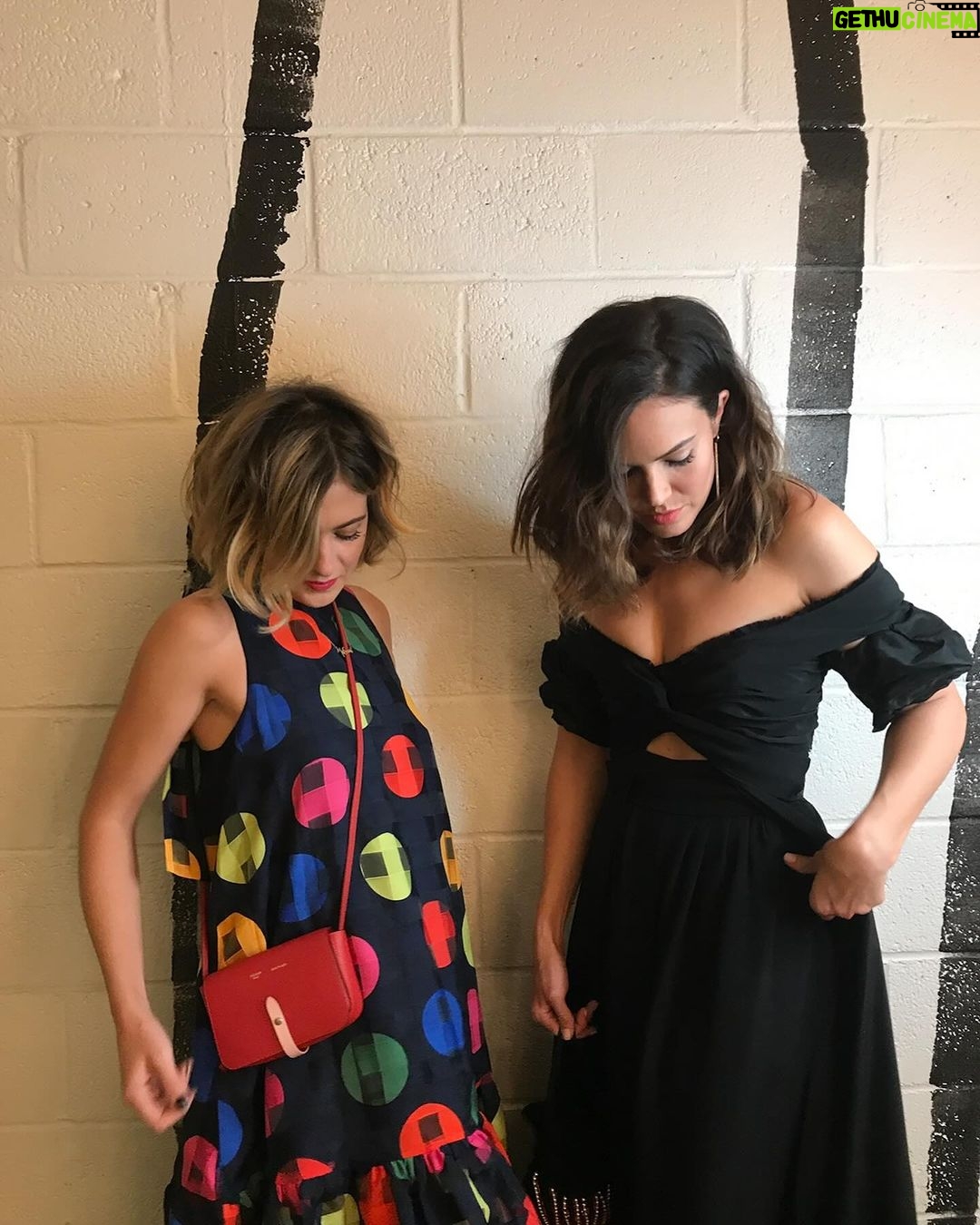 Mandy Moore Instagram - Happiest bday, Ash! Cheers to the big 40 (I’m right behind you) and can’t wait to see how bright this trip around the sun is for you. Love you and here’s to many more adventures together, @streicherhair!!!