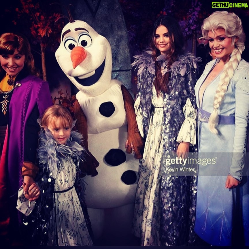 Mandy Teefey Instagram - Frozen Family Night! My princesses!!! XOXO