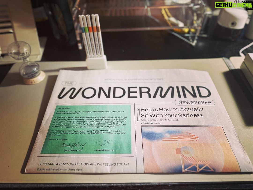 Mandy Teefey Instagram - How I like to start my mornings! Happy Monday!! @officialwondermind