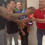 Manny Pacquiao Instagram - Above The Rim! Beyond the boxing ring 🏀🥊 Right here in the Philippines 🇵🇭 Pushing positivity & world peace🙌🏾 Making Smiles happen globally 🗺️This is what it’s about!There is no better feeling than coming together to talk about making things better for people all around the world. Superman 🏀 X Pac-Man 🥊 shoutout to the Filipino Legend @mannypacquiao - - - - #nba #basketball #boxing #legend Phillipines