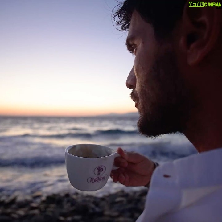 Manos Gavras Instagram - Combo to remember @caffeportioli.italia at @niceneasymykonos @gruppoportioli @niceneasymykonos #niceneasymykonos #portioliespresso #espresso #quality #taste #κρεμώδης #αρωματικός ______________________________________ http://www.espresse.gr/ @portioli_espresse #niceneasygroup #mykonos #littlevenice #greece #restaurant #coffeeshop #cafe #barista #restaurantinterior #restaurantstyle #restaurantbranding #coffee #coffeelover #cappuccino #freddocappucino #summer #summer2021 Nice n easy
