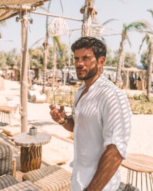 Manos Gavras Instagram - Opening day for @santannamykonos today. Many months of preparation, hard work, stress, joy and creativity finally came together to once more shape your favorite santanna Mýkonos experience. We re now ready to welcome you. Join us 
A big thanks to our wonderful team 🙏
#santannamykonos #mykonos #greece #summer2021 #vacationmode #beachlife #niceneasygroup @niceneasygroup