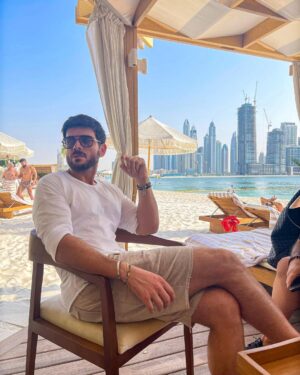 Manos Gavras Instagram - 35 Celsius.. #dubai #novemberheat #wednesday #beachday #uae