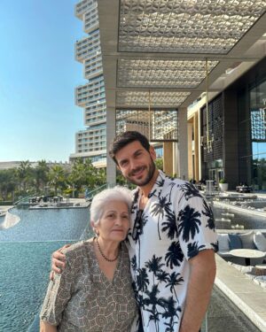 Manos Gavras Instagram - THE BEST TRIP OF MY LIFE
#mom #dubai #famillyfirst #unconditionallove #january2024