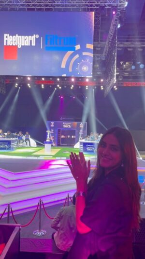 Mansi Taxak Instagram - Had the opportunity to attend the finals for GEPL Real cricket, for the first time in the world. 
Was cheering loudest for New York Apes✨✨

@gepl_official @jetsynthesys @realcricket_official 

#FindYourGlory #GEPL #eCricket #RealCricket #esports #JetSynthesys