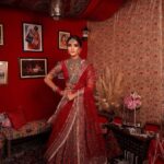 Mansi Taxak Instagram - As eternal as Red✨❤️ Make up by- @samairasandhu Outfit by- @jjvalaya Styled by- @hoorvi.j.valaya Captured by- @reekphotography @timestalent @rishubartaria #timestalent #timestalentdeal #explore #explorepage✨ #makeupmasterclass #samirasandhu #trending #instagram #instadaily Hyatt Regency Delhi