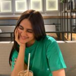 Mansi Taxak Instagram - Can’t tell what’s better the coffee or me🤷🏻‍♀️ #timestalent #coffeeovercardio #thridwavecoffee #instagood #instagram #explorepage #explore #trending Third Wave Coffee
