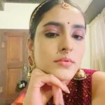 Mansi Taxak Instagram - Desi aesthetic✨ @timestalent #timestalentdeal #timestalent #instagram #instagood #instadaily #explore #explorepage #trending #trendinginstagram #desiaesthetic #southasianfashion #saree Mumbai, Maharashtra