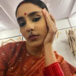 Mansi Taxak Instagram - Desi aesthetic✨ @timestalent #timestalentdeal #timestalent #instagram #instagood #instadaily #explore #explorepage #trending #trendinginstagram #desiaesthetic #southasianfashion #saree Mumbai, Maharashtra