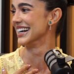Manu Gavassi Instagram - E eu que fui participar do podcast da Forbes e saí com um emprego? 😂❤️