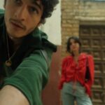 Manu Gavassi Instagram - Ontem foi especial. E ontem tava ocupada em te viver e pra variar esqueci de postar. Essa é uma das coisas que mais amo em passar tempo com você: A nossa presença verdadeiramente em tudo. Ontem você fez 27 anos e iniciou um novo ciclo lindo e importante de vida e eu estou aqui do seu lado te admirando a cada dia que passa, te amando com toda a minha alma, desejando sua felicidade e admirando seu constante comprometimento com a sua evolução. Você acha que é exagero quando falo mas todo mundo te aaamaaaa! Risos. E isso é um fato. Sua luz faz bem a quem estiver a sua volta e que sorte a minha poder sentir de perto todos os dias. Te amo tanto, tanto... Te quero tão bem ❤️ @jullioreis