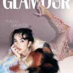 Manu Gavassi Instagram - O aniversário é dela, mas o presente é seu: @manugavassi é a estrela da capa da Glamour de janeiro! Celebrando os 31 anos, Manu reúne todos os talentos para fazer o que sempre sonhou: alcançar a máxima expressão de forma criativa e livre de rótulos. Não à toa, seu primeiro curta-metragem, "Programa de Proteção à Carreira Artística", divulgado em dezembro foi assistido mais de 30 milhões de vezes nas redes sociais. "Fico muito feliz em não pertencer a uma categoria; de não me colocar em uma caixinha de cantora, atriz, influenciadora ou tantas outras em que já fui colocada. Não me sinto em nenhuma delas, me sinto fiel a quem eu sou", disse em entrevista a @mariluisapp. E, se nunca sabemos o que podemos esperar de #ManuGavassi, nos resta perguntar. O shooting completo + papo exclusivo acessa na nossa nova edição digital a partir do site glamour.globo.com (tem link na bio do perfil!). Assinantes garantem acesso através do nosso site e também no app @globomais. Direção de conteúdo: @renatagarciac Texto: @mariluisapp Foto: @_rochajuliana Edição de moda: @renatacorrea Beleza: @jakefalchi Direção de arte: @stesangi Set design: @phebellentani Diretor executivo: @odmgt Produção de moda: @a.robertafreitas, @lu_lluan e @gabrielbinow Tratamento de imagem: @vwretouch Assistente de beleza: @pamelahubner Assistentes de foto: @franklindalmeida e @marcelocucatt Produção executiva: @i.patrickferreira e @andre.grfst Unhas: @barbarasoaresda8 Assistente de set design: @ffecorrea Catering: @danybatistacatering #ManuGavassiNaGlamour