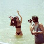 Manu Gavassi Instagram - Ontem foi especial. E ontem tava ocupada em te viver e pra variar esqueci de postar. Essa é uma das coisas que mais amo em passar tempo com você: A nossa presença verdadeiramente em tudo. Ontem você fez 27 anos e iniciou um novo ciclo lindo e importante de vida e eu estou aqui do seu lado te admirando a cada dia que passa, te amando com toda a minha alma, desejando sua felicidade e admirando seu constante comprometimento com a sua evolução. Você acha que é exagero quando falo mas todo mundo te aaamaaaa! Risos. E isso é um fato. Sua luz faz bem a quem estiver a sua volta e que sorte a minha poder sentir de perto todos os dias. Te amo tanto, tanto... Te quero tão bem ❤️ @jullioreis
