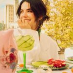 Manu Gavassi Instagram - O magnífico está escondido nos pequenos detalhes do dia a dia... E você, pronto para viver o magnífico com @tanqueraybr? 💚 (Parte 3) #Vivaomagnífico Aprecie com moderação. Não compartilhe com menores de 18 anos.