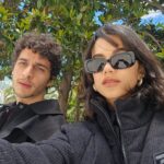 Manu Gavassi Instagram – Te amo, saudade. De você, de pizza com vinho, de museu e de estátuas do pai da pequena sereia. 🖤