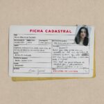 Manu Gavassi Instagram - Deseja de fato ignorar o item polêmica mesmo isso não te garantindo nenhum sucesso? Diga em voz alta: EU ACEITO O FRACASSO IMINENTE. 🪪