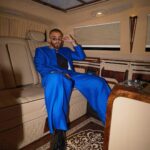 Manuel Turizo Instagram - Jamóncito de bellota en Madrid🍗🍗🍗 Gracias a mi gente de España por el cariño que me han dado este año 🫶🏽 estoy loco por que llegue el 2024 pa venir a romper de nuevo 🔥🔥 Anoche nos entregaron 3 premios que se van pa la casita conmigo.