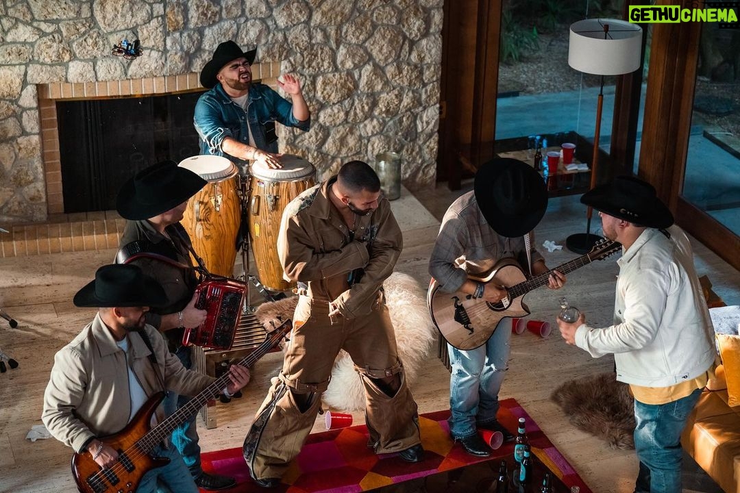 Manuel Turizo Instagram - Terapia grupal pa el despecho