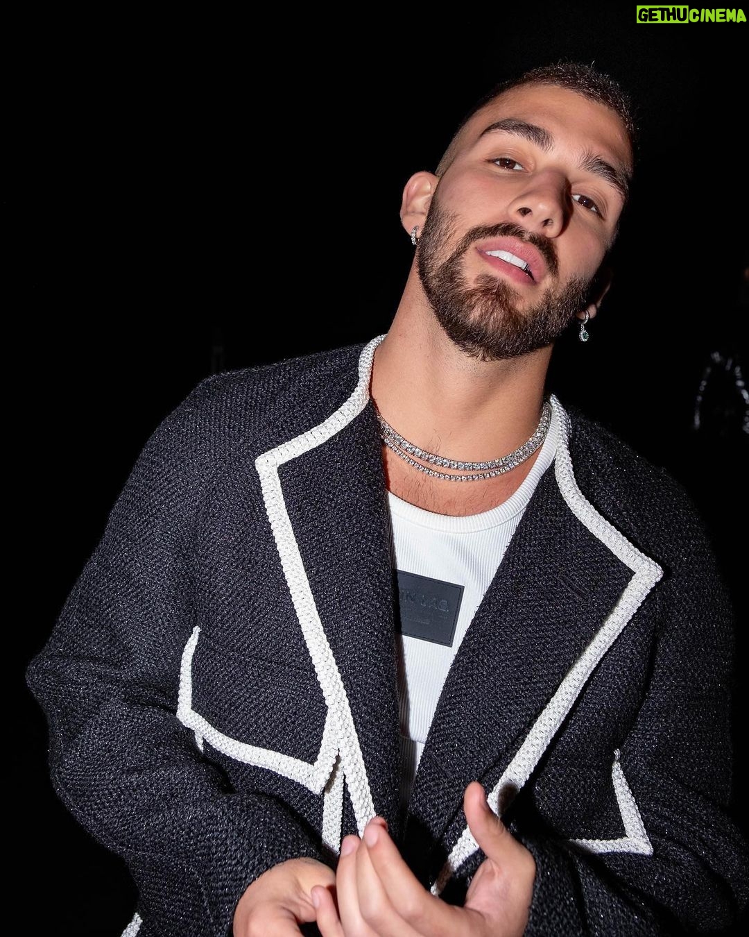 Manuel Turizo Instagram - Que chimba ver el trabajo de personas talentosa 👌🏽 @olivier_rousteing @balmain you killed it. Thank you for inviting me to see your great art 🔥
