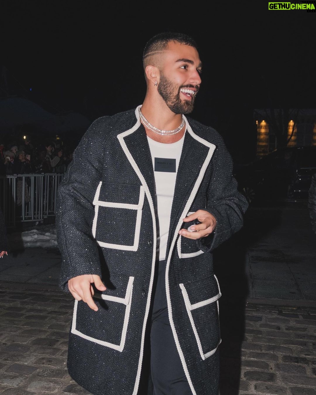 Manuel Turizo Instagram - Que chimba ver el trabajo de personas talentosa 👌🏽 @olivier_rousteing @balmain you killed it. Thank you for inviting me to see your great art 🔥