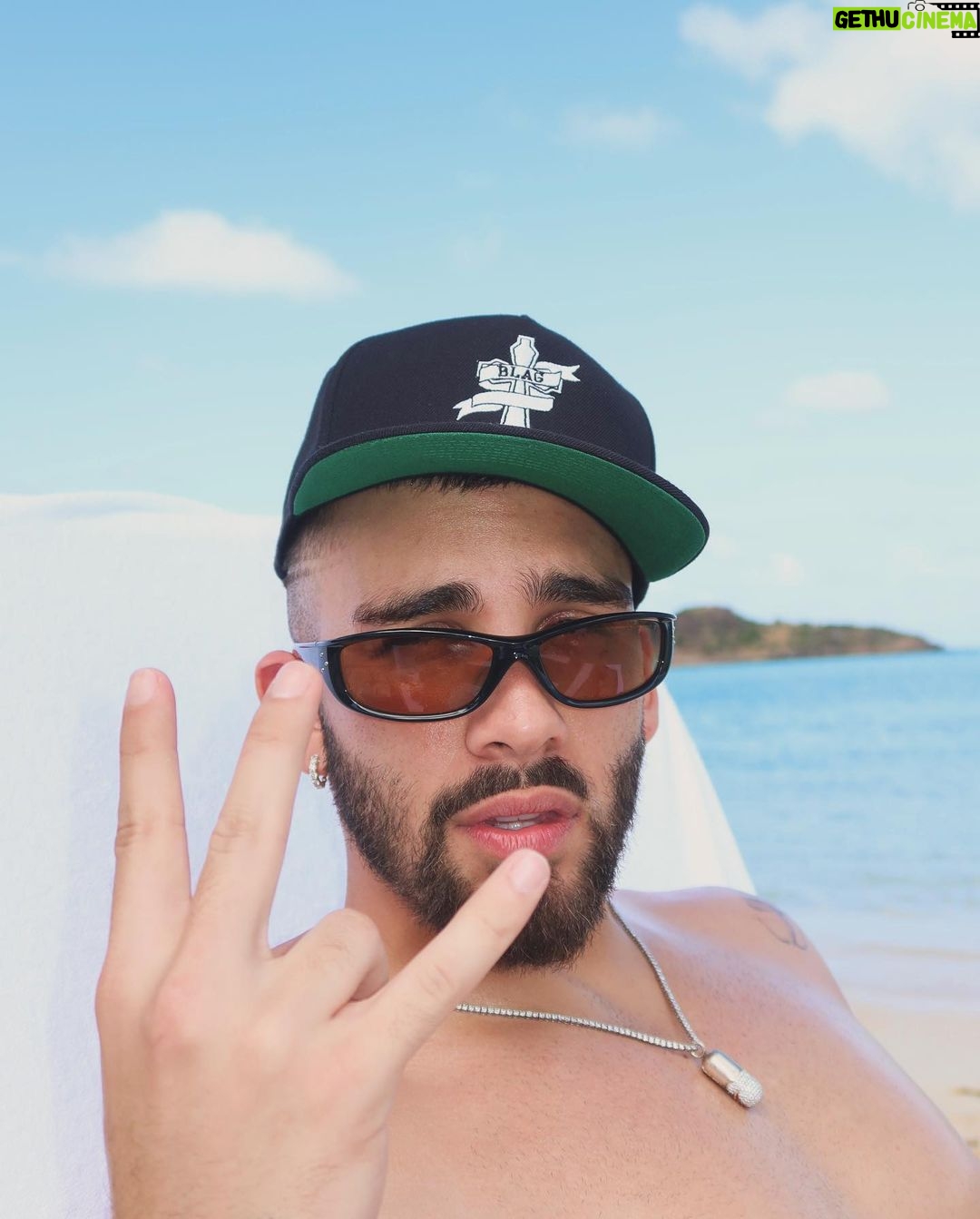 Manuel Turizo Instagram - Disfrutándola antes de que se acabe Mamasota
