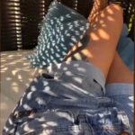 Manuela Lopez Instagram – #mood #sunlight 🌝🕶🏝💌🌝….. #sortezcouverts 😷