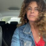 Manuela Lopez Instagram - Je vais bien.. merci à vous pour vos petits messages.. Et vous la vie ? Vous la prenez comment ? Prenez soin de vous et de vivre le meilleur 😘🙏🙌🏼