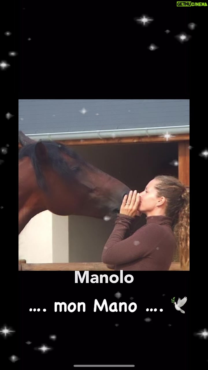 Manuela Lopez - 1K Likes -