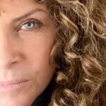Manuela Lopez Instagram - Quelle meilleure chose pour nous que de s’ancrer et de se ressourcer pour mieux profiter des petits cadeaux que la vie nous offre .. Pour ne voir que le bon pour à nouveau rayonner .. Namaste 🙏