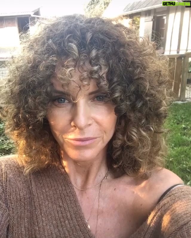 Manuela Lopez - 2.4K Likes - Et Woilaaaa 🤪.... #nouvellecoupe #nouveaudepart #kiff #lavie