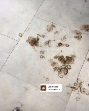 Manuela Lopez Instagram - Je fais c’que j’veux avec mes cheveux !! Parce que je le vaux bien .. #onvitquunefois #pleinedevie