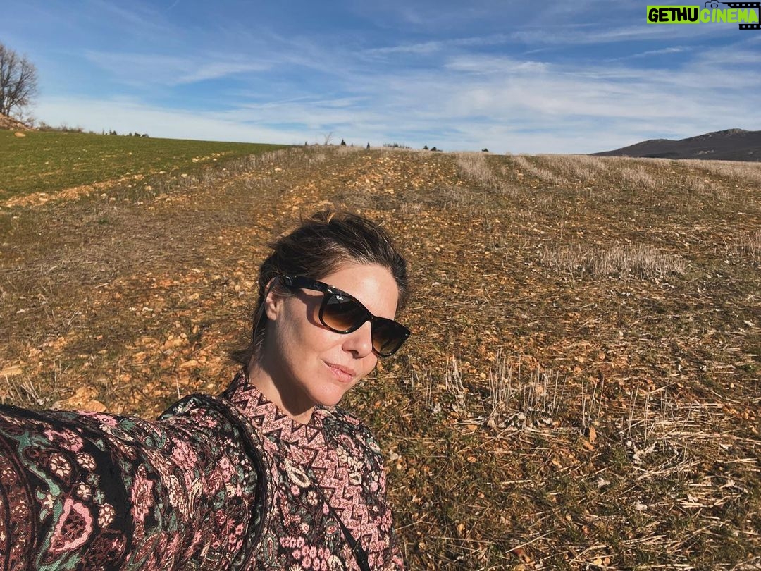 Manuela Velasco Instagram - Finde maravilla y vuelta al ruido.