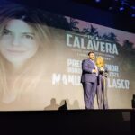 Manuela Velasco Instagram - Siempre nos quedará el FANTÁSTICO como refugio. Enamorada de @islacalaverafest Una auténtica gozada compartir estos días con personas que aman tanto el cine fantástico y que se ocupan de difundirlo en salas de cine y de despertar el interés en los más jóvenes. ¡Y lo que saben! ¡Qué placer escucharos y aprender! Gracias @ramongonzaleztrujillo @danielfumero @vanesabocanegra Laura y todo el equipo (especialmente Alba y Luis) por vuestro cariño. Además tuvieron a bien darme el premio de honor junto a Joe Dante ( para los que no le conozcáis es el director de pelis tan míticas com Gremlins, Aullidos, El chip prodigioso, Piraña) y Sílvia Tortosa, leyenda del fantástico toda ella. Me llevo muchas recomendaciones apuntadas. Enhorabuena también a @fj6utierrez y @victor_clavijo_actor que arrasaron con su peli “La espera”. Gracias al concejal de cultura de La Laguna @dailosdgf Y gracias a tanta gente fantástica que he conocido estos días y que no sé sus nombres. Deseando volver. #festivaldecinefantasticodecanarias #islacalaverafest #islacalavera2023 #lalaguna #tenerife Gracias por vestirme para esta noche tan emocionante @forte_forte @guess @ehmoda @elenabeautyalien 💚