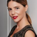 Manuela Velasco Instagram - 💫J’adore @diorbeauty Anoche x @mariagarciamua 💄💋 📸 @carlosvillarejo Conjunto de @antikbatik_paris Gracias @ehmoda