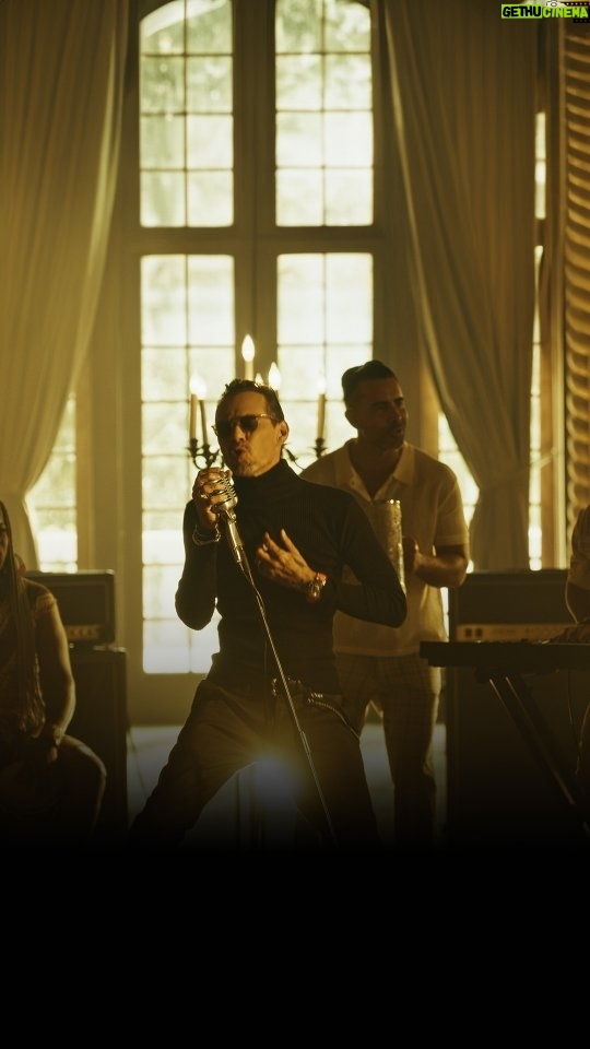 Marc Anthony Instagram - Mi gente, no olviden escuchar mi nueva canción ‘Punta Cana’ en @amazonmusic @amazonmusiclatin