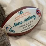 Marc Anthony Instagram - This throwback thursday is for @miamidolphins 🏈 Thank you for making me part of your victories 🏆