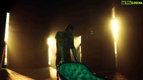 Marc Anthony Instagram - Aunque te veas feliz… sé que piensas en mi. ‘Punta Cana’ disponible este Viernes 26 mi gente!