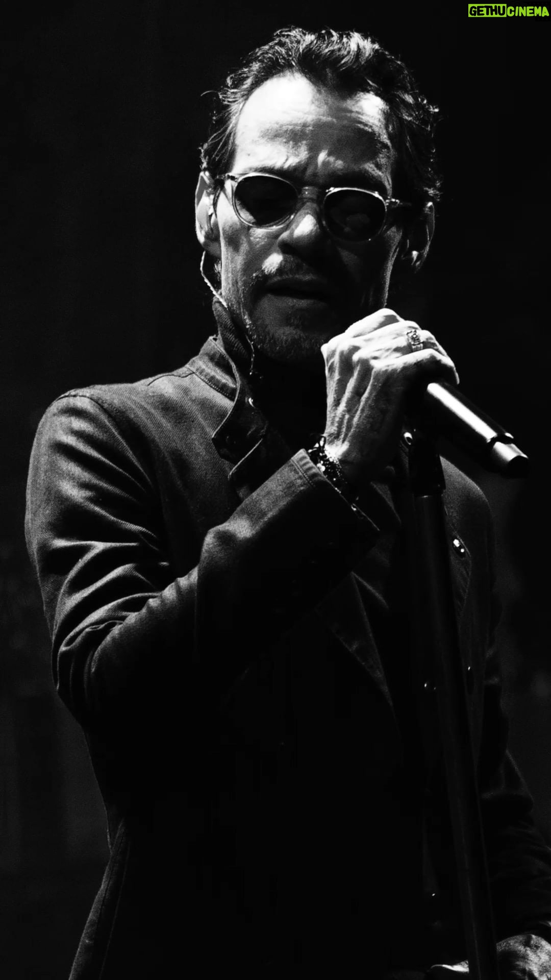 Marc Anthony Instagram - Every show is a memory, gracias mi gente!