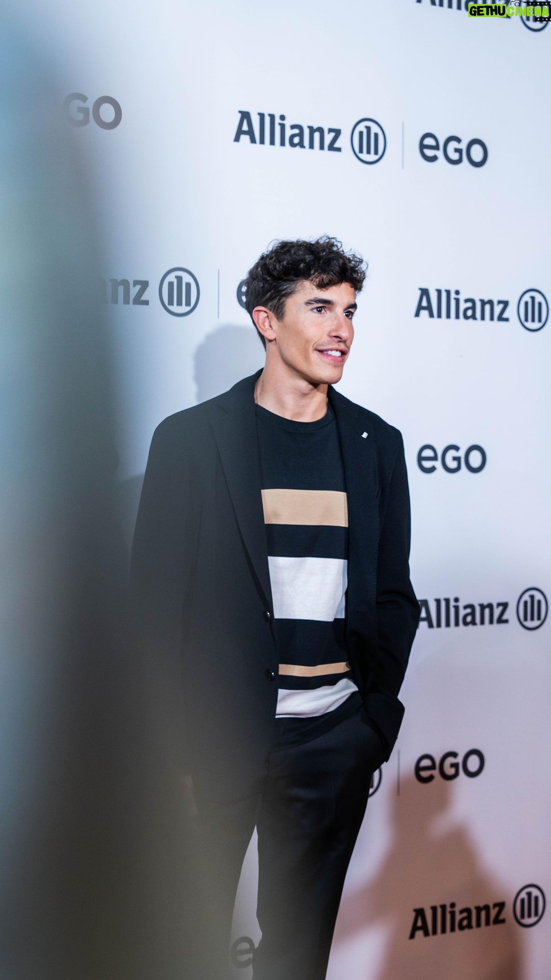 Marc Márquez Instagram - Un placer haber estado en el Showroom y pasarela #AllianzEGO23 durante la @MBFWMadrid de la mano de @allianz_es, una iniciativa que impulsa y apoya a los diseñadores emergentes. 💪🏻 #CreaAlgoGrande #MBFWMadrid