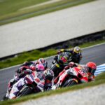 Marc Márquez Instagram - Hoy hemos arriesgado con la elección del neumático y no ha salido bien. Al menos hemos disfrutado 10 vueltas con el grupo de cabeza.💃🏻 Today we took risks with the choice of tires, and it didn't go well. At least we enjoyed 10 laps with the top group. 🙌 #MM93 #MotoGP #AustralianGP Phillip Island GP Circuit