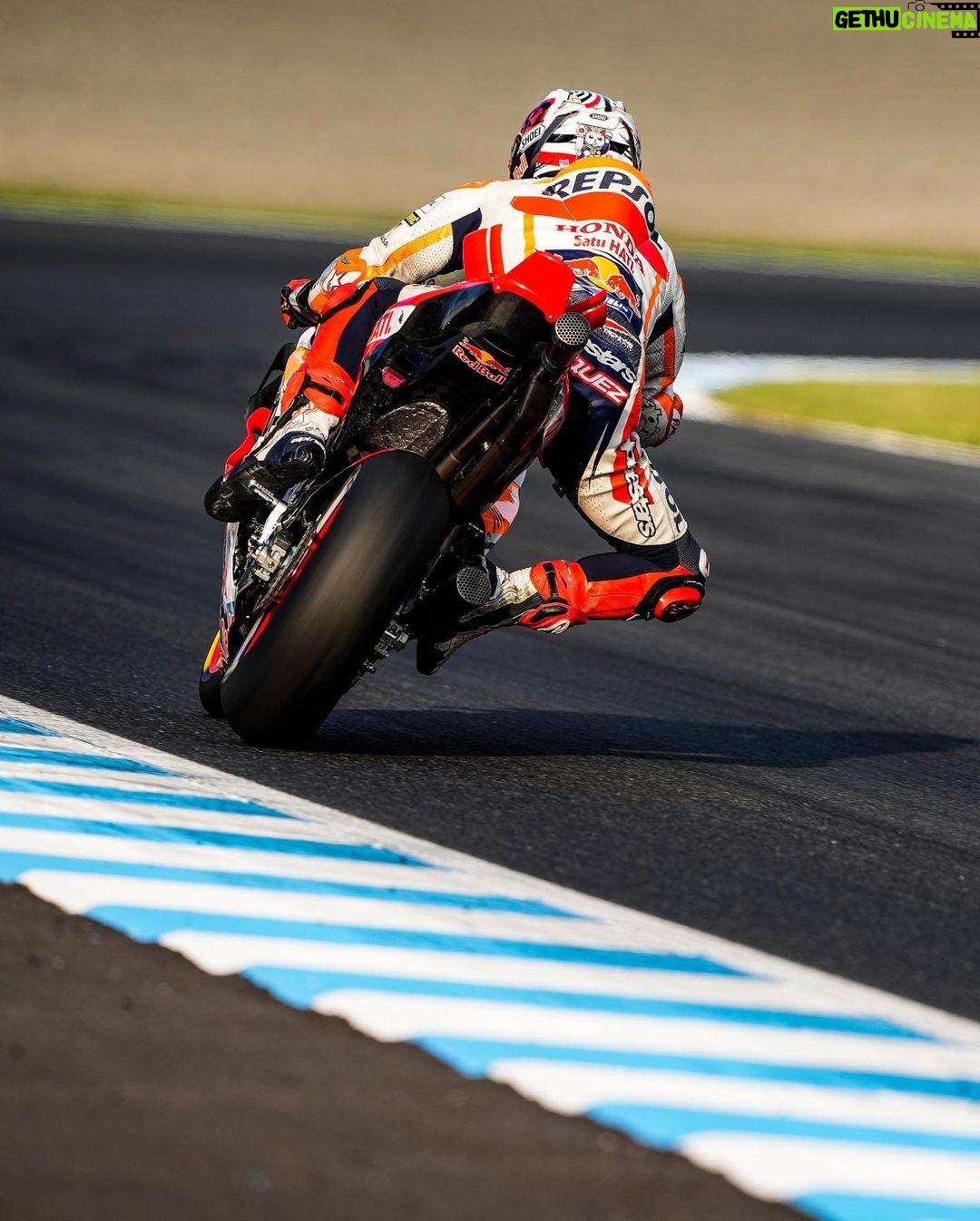 Marc Márquez Instagram - Hoy no ha sido posible estar en la Q2. Mañana lo volveremos a intentar! 💪🏼 Today it hasn’t been possible to get into Q2. We’ll try it again tomorrow! 💪🏼 #MM93 #MotoGP #JapaneseGP Mobility Resort Motegi
