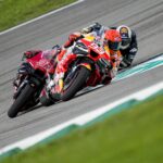 Marc Márquez Instagram - Fin de semana complicado! P.12+1 Siguiente parada: Qatar 🙌🏼 Hard weekend! 😅 Next stop: Qatar! #MM93 #MalaysianGP #MotoGP Sepang International Circuit