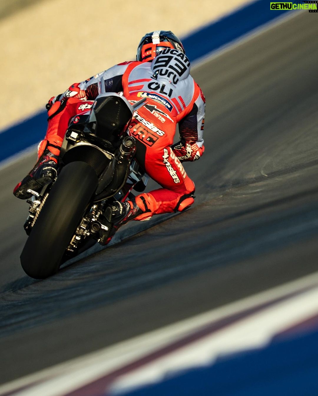 Marc Márquez Instagram - Pretemporada terminada!! Hemos ido por etapas paso a paso, aún queda mucho por aprender pero lo más importante es que cada vez me siento mejor. Gracias @gresiniracing! 🙌🏼 Preseason finished!! We have been going through step by step, there is still a lot to learn but the most important thing is that I feel better and better. Thanks! #QatarTest #MM93 Losail International Circuit