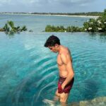 Marc Márquez Instagram - 1. Matur suksuma Bali🫶🏼 2. Recargado🧘🏻‍♂️ 3. Caprichos🍫 4. Sacando los pasos prohibidos😂 5. Amigos!!🏍️ 6. ☀️🌊🏝️ 7. Bucin🤍 Four Seasons Resort Bali at Jimbaran Bay