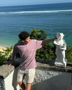 Marc Márquez Instagram - My holiday starts now!
BALI!!☀️🏝️🫶🏼

#samaberesort